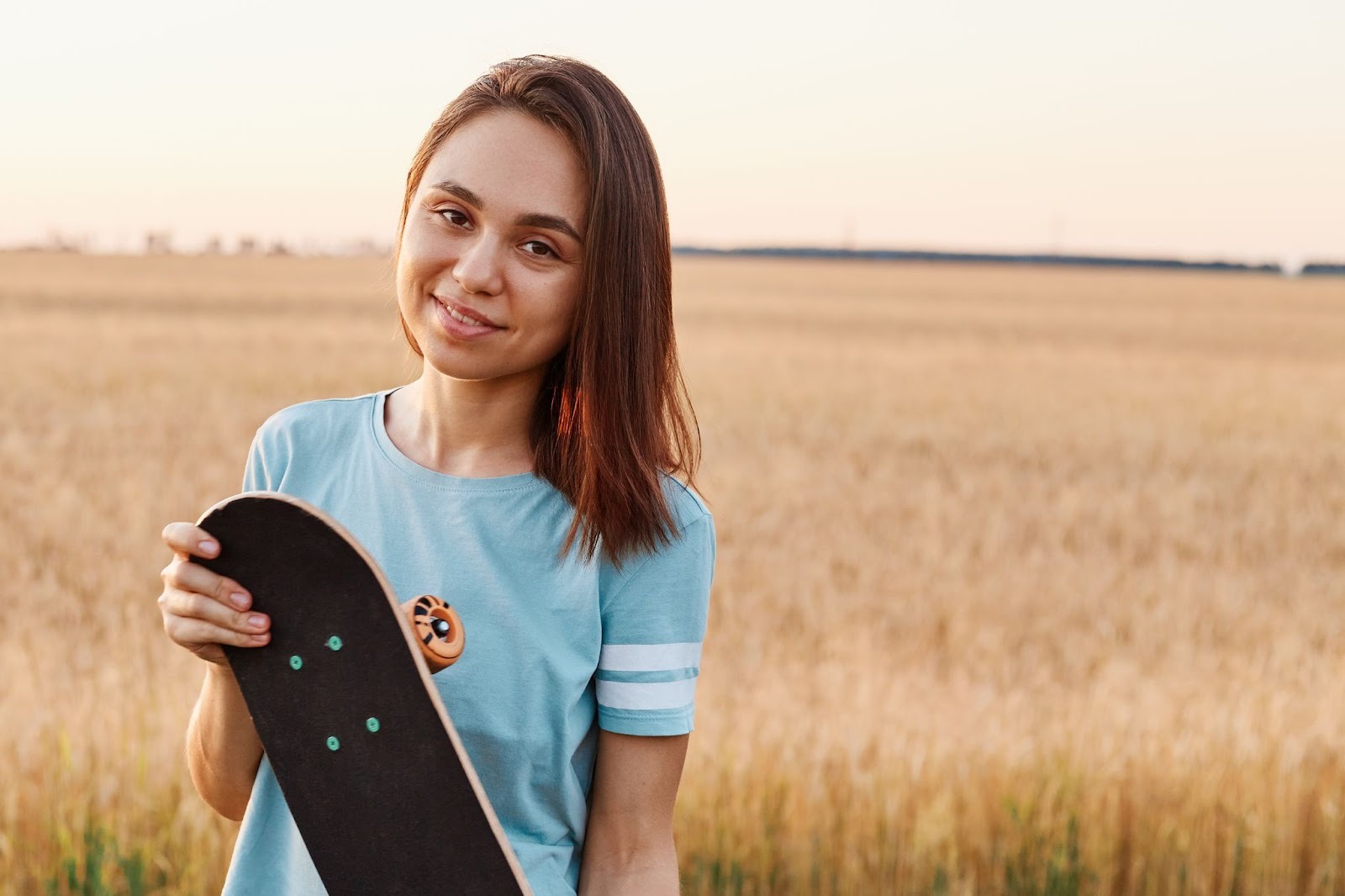 “Я не такая, как другие”: кто такая Pick Me Girl и почему этот тип поведения всех раздражает