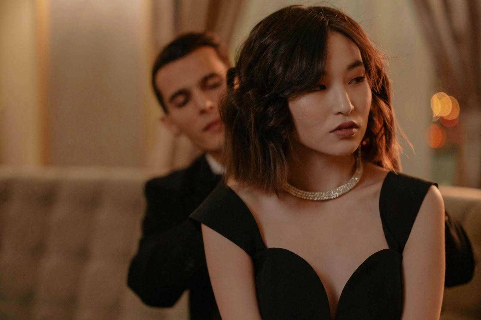 Где искать любовника – деловая женщина на конференции