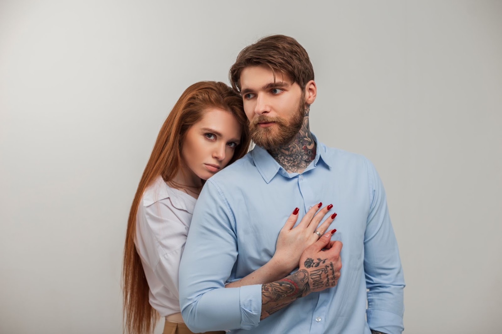 Пара ссорится из-за ревности и недоверия
