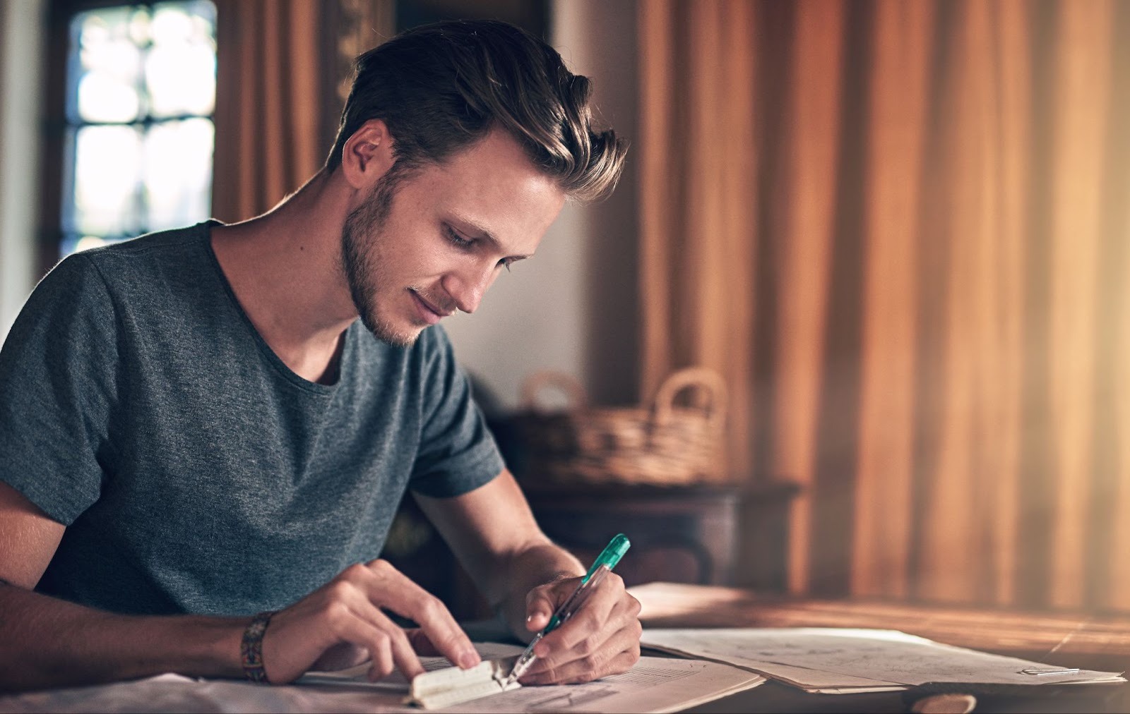 Как поддерживать отношения на расстоянии через ежедневное общение
